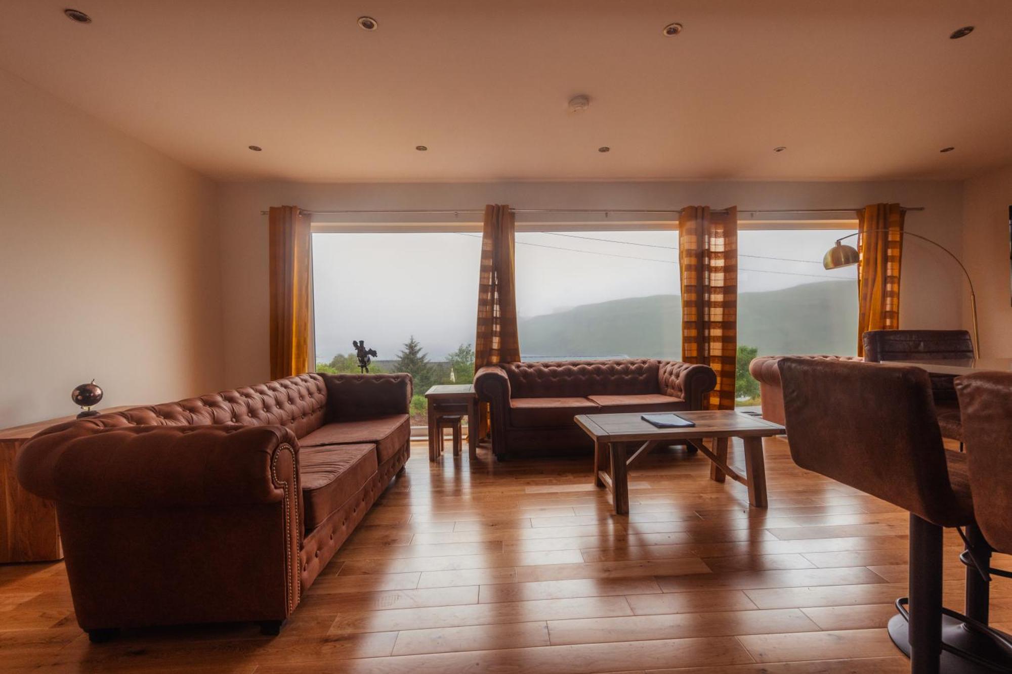 קרבוסט Luxury Cottage With Stunning Views By Fairy Pools 4 מראה חיצוני תמונה