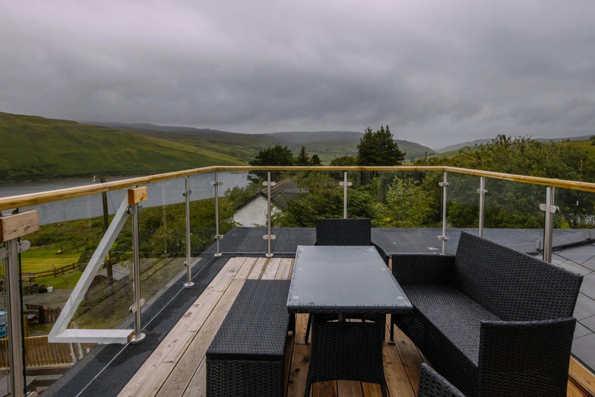 קרבוסט Luxury Cottage With Stunning Views By Fairy Pools 4 מראה חיצוני תמונה